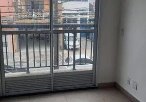 Foto 1 de Apartamento com 2 Quartos à venda, 37m² em Vila Palmeiras, São Paulo