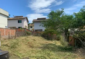 Foto 1 de Lote/Terreno à venda, 200m² em Granja dos Cavaleiros, Macaé