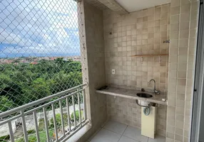 Foto 1 de Apartamento com 3 Quartos para alugar, 74m² em Calhau, São Luís