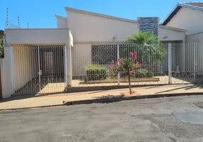 Foto 1 de Casa com 3 Quartos à venda, 270m² em Centro, Araraquara