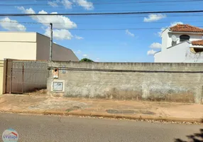 Foto 1 de Lote/Terreno à venda, 228m² em Vila Furquim, Presidente Prudente