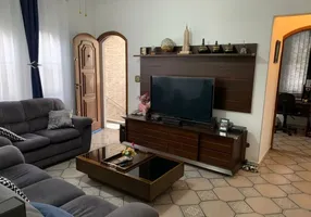 Foto 1 de Casa com 4 Quartos à venda, 220m² em Vila Carrão, São Paulo