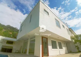Foto 1 de Casa com 4 Quartos à venda, 180m² em São Francisco, Niterói