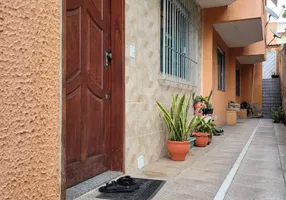 Foto 1 de Casa com 2 Quartos à venda, 87m² em Centro, Nilópolis