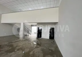 Foto 1 de Galpão/Depósito/Armazém à venda, 250m² em Loteamento Monte Hebron, Uberlândia