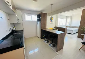 Foto 1 de Apartamento com 1 Quarto para alugar, 32m² em São Francisco, Curitiba