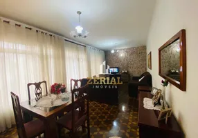 Foto 1 de Casa com 2 Quartos à venda, 180m² em Santa Maria, São Caetano do Sul