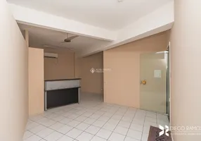 Foto 1 de Sala Comercial para alugar, 80m² em Azenha, Porto Alegre