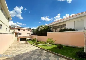 Foto 1 de Casa com 3 Quartos à venda, 241m² em Alto de Pinheiros, São Paulo