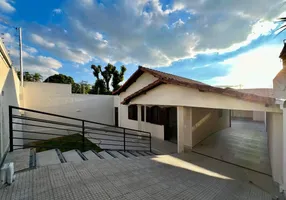 Foto 1 de Casa com 3 Quartos para alugar, 198m² em Santa Branca, Belo Horizonte