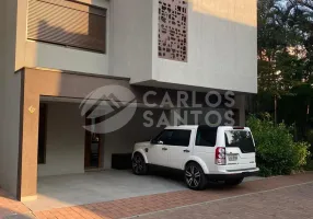 Foto 1 de Casa de Condomínio com 4 Quartos à venda, 273m² em Santo Amaro, São Paulo