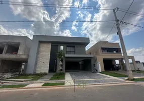 Foto 1 de Casa de Condomínio com 4 Quartos à venda, 283m² em Jardins Capri, Senador Canedo