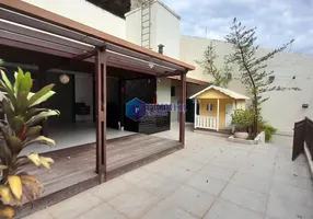 Foto 1 de Casa com 3 Quartos para alugar, 299m² em Mangabeiras, Belo Horizonte