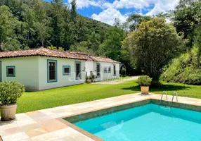 Foto 1 de Casa com 4 Quartos para alugar, 6000m² em Itaipava, Petrópolis