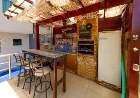 Foto 1 de Casa com 4 Quartos à venda, 171m² em Jardim Vitória, Macaé