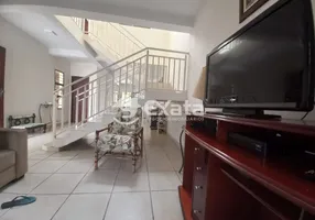 Foto 1 de Sobrado com 3 Quartos à venda, 128m² em Vila Hortencia, Sorocaba