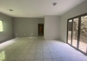 Foto 1 de Casa com 4 Quartos à venda, 206m² em Custódio Pereira, Uberlândia