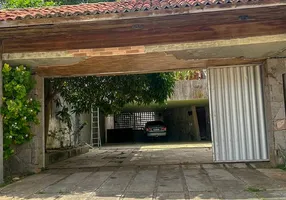 Foto 1 de Casa com 6 Quartos à venda, 1260m² em De Lourdes, Fortaleza