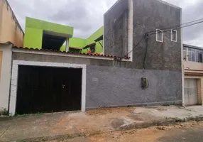 Foto 1 de Casa com 3 Quartos à venda, 130m² em Banco de Areia, Mesquita