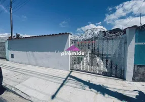 Foto 1 de Casa com 2 Quartos para alugar, 70m² em Indaiá, Caraguatatuba