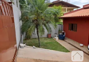 Foto 1 de Fazenda/Sítio com 2 Quartos à venda, 175m² em Santana, Bragança Paulista