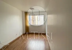 Foto 1 de Apartamento com 1 Quarto à venda, 35m² em Centro, Curitiba