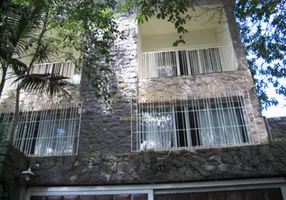 Foto 1 de Sobrado com 4 Quartos à venda, 372m² em Interlagos, São Paulo