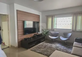 Foto 1 de Sobrado com 4 Quartos à venda, 290m² em Lourdes, Uberlândia