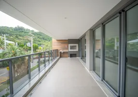 Foto 1 de Apartamento com 4 Quartos à venda, 285m² em Jurerê Internacional, Florianópolis