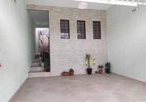 Foto 1 de Sobrado com 3 Quartos à venda, 180m² em Vila Maringá, Jundiaí