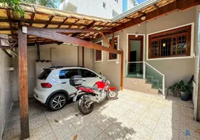 Foto 1 de Casa com 3 Quartos à venda, 260m² em Jardim Vila Formosa, São Paulo