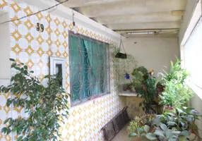 Foto 1 de Casa com 3 Quartos à venda, 130m² em Coelho Neto, Rio de Janeiro
