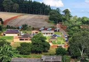 Foto 1 de Fazenda/Sítio com 4 Quartos à venda, 24000m² em Centro, Apucarana