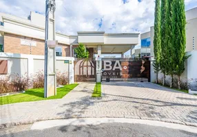 Foto 1 de Casa de Condomínio com 4 Quartos à venda, 290m² em Bacacheri, Curitiba