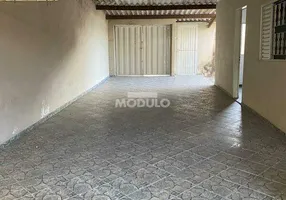 Foto 1 de Casa com 2 Quartos à venda, 250m² em Tubalina, Uberlândia