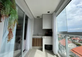 Foto 1 de Apartamento com 2 Quartos à venda, 68m² em Capoeiras, Florianópolis