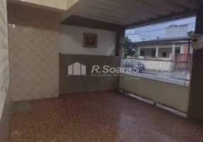 Foto 1 de Casa com 2 Quartos à venda, 72m² em Marechal Hermes, Rio de Janeiro
