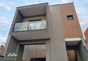 Foto 1 de Sobrado com 3 Quartos à venda, 126m² em Laranjeiras, Caieiras