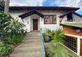 Foto 1 de Casa com 6 Quartos à venda, 310m² em Lagoa da Conceição, Florianópolis