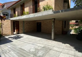 Foto 1 de Casa com 3 Quartos para alugar, 300m² em Alto de Pinheiros, São Paulo