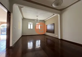 Foto 1 de Casa com 3 Quartos à venda, 152m² em Cidade Alta, Piracicaba