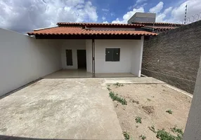 Foto 1 de Casa com 2 Quartos à venda, 80m² em Parque das Varinhas, Mogi das Cruzes