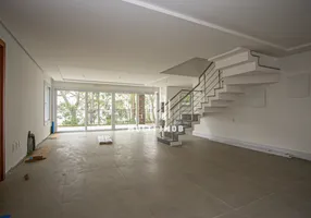Foto 1 de Casa de Condomínio com 4 Quartos para alugar, 330m² em Pedra Redonda, Porto Alegre