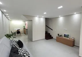Foto 1 de Casa com 3 Quartos à venda, 130m² em Horto Florestal, São Paulo