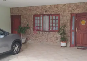 Foto 1 de Casa com 3 Quartos à venda, 192m² em Vila Galvao, Jundiaí