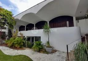 Foto 1 de Casa com 5 Quartos à venda, 800m² em Candelária, Natal