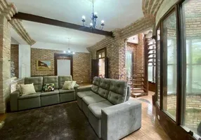 Foto 1 de Casa com 3 Quartos para alugar, 240m² em Samambaia, Mairiporã