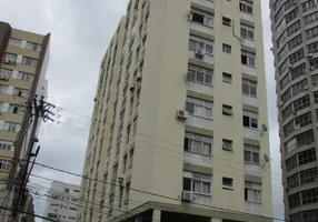 Foto 1 de Apartamento com 3 Quartos para alugar, 136m² em Barra, Salvador