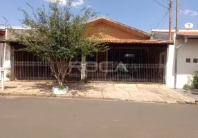 Foto 1 de Casa com 3 Quartos à venda, 165m² em Jardim São João Batista, São Carlos