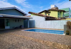 Foto 1 de Casa com 4 Quartos à venda, 200m² em Centro, Bertioga